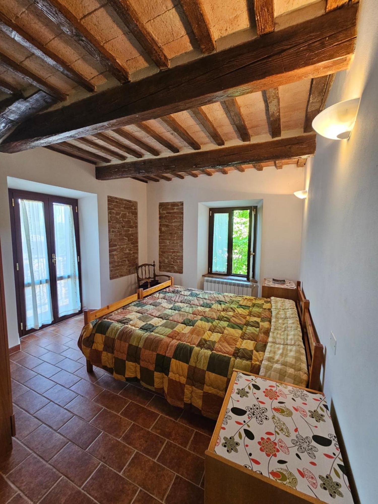 La Rosa Dei Venti - Country House Fossato di Vico Екстер'єр фото