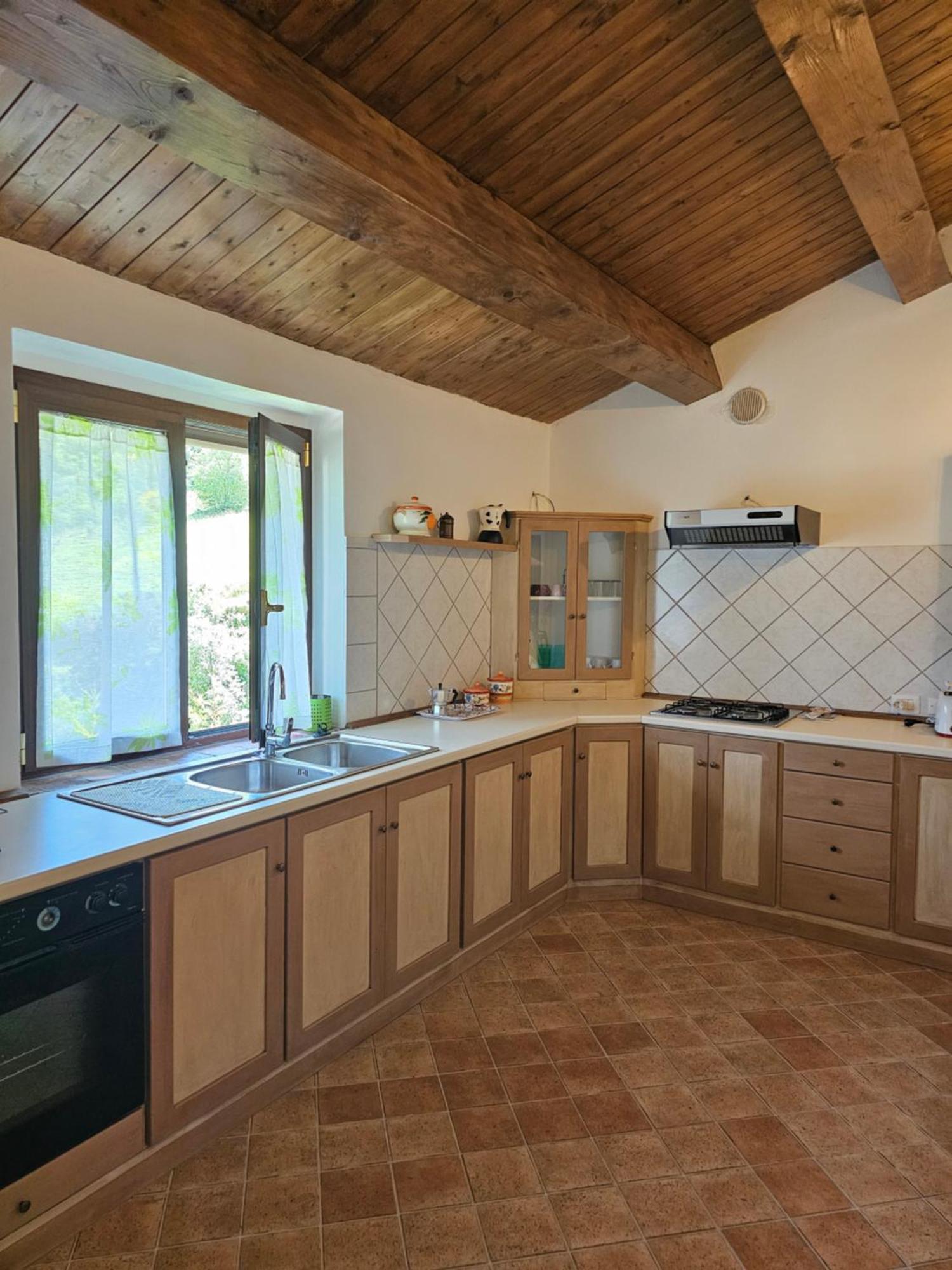 La Rosa Dei Venti - Country House Fossato di Vico Екстер'єр фото