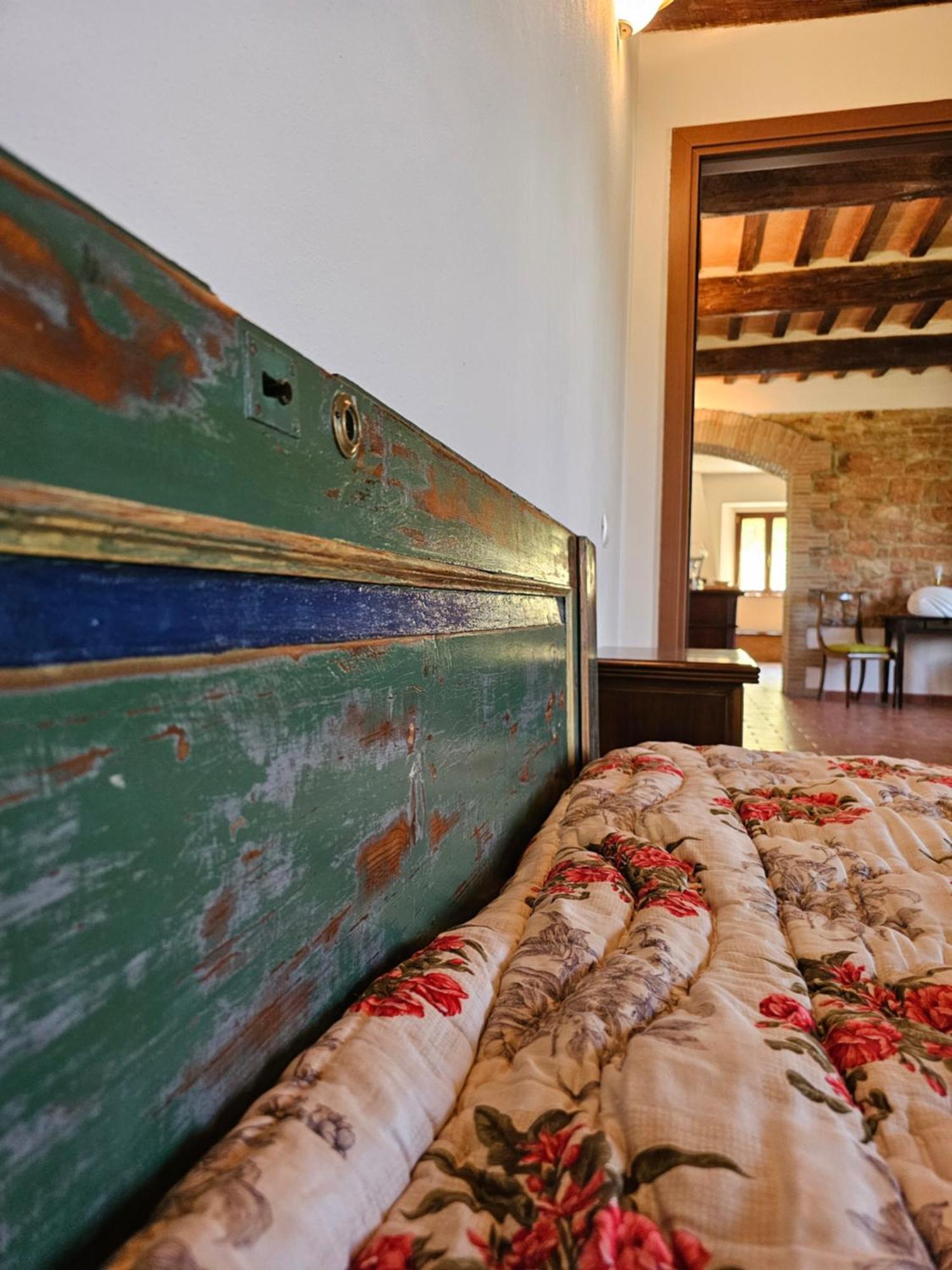 La Rosa Dei Venti - Country House Fossato di Vico Екстер'єр фото